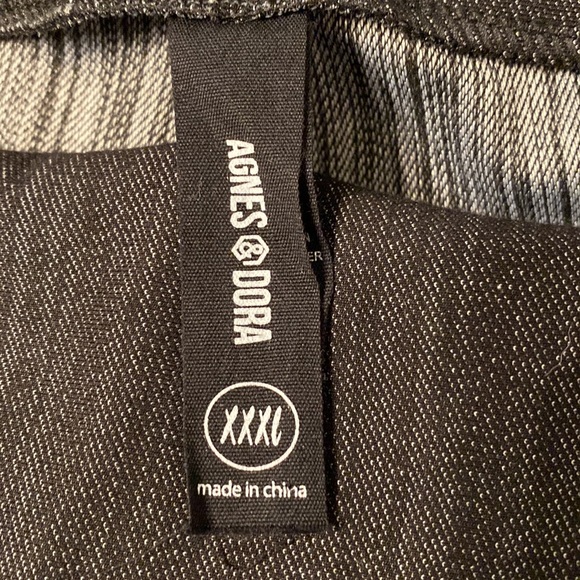 Agnes & Dora Jeggings: Black, XXXL w/ mesh panel at ankles. Worn and washed once - Picture 2 of 2